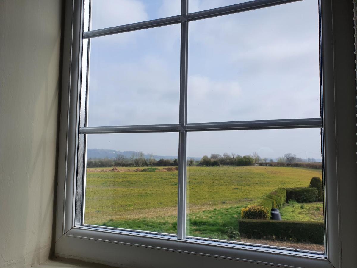 Beautiful 2 Bedroom Guest House With Private Pool In Lacock, Wiltshire 外观 照片