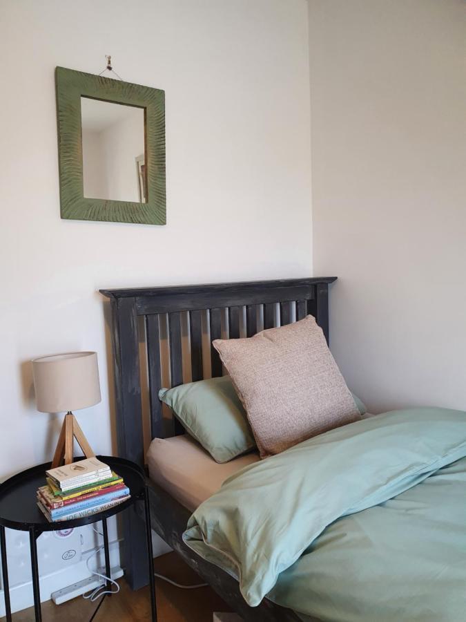 Beautiful 2 Bedroom Guest House With Private Pool In Lacock, Wiltshire 外观 照片